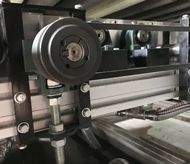 1600 mm høyeffektiv helautomatisk horisontal isolert glassvaske- og tørkemaskin