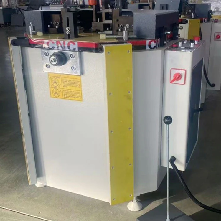 4 Hoder Aluminium Vindu Hjørne Crimping Machine