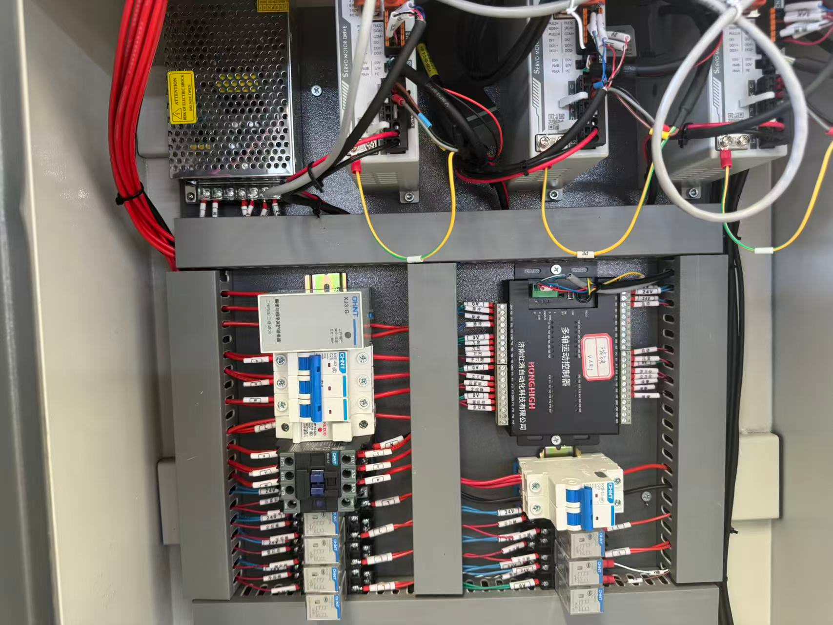 Industriell CNC 3+2-akset flervinklet endefreser for spesialprofiler i aluminium